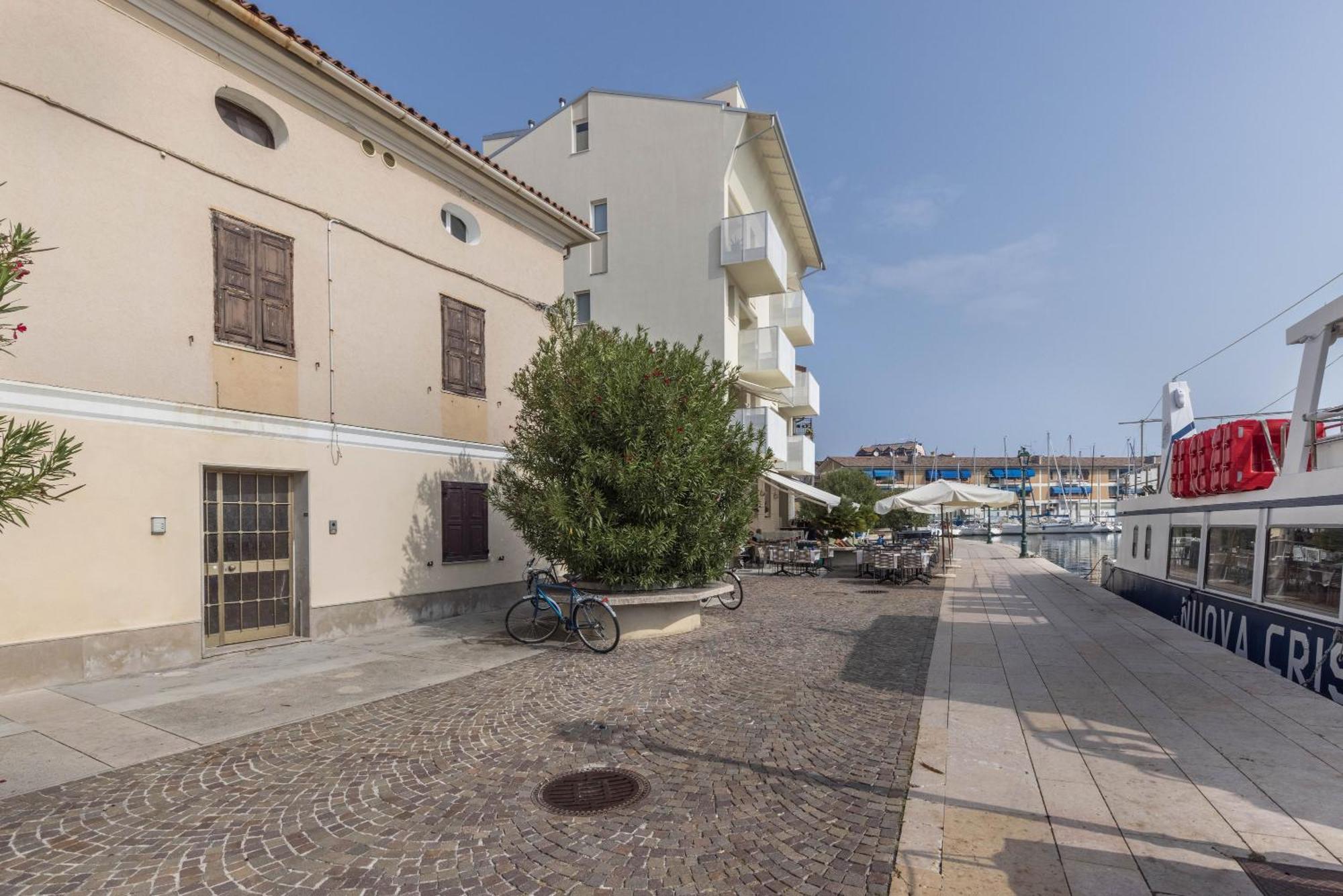 Appartamento Al Porticciolo Grado Exterior foto